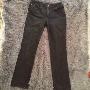 Chico’s .5 blk jeans platinum ultimate fit